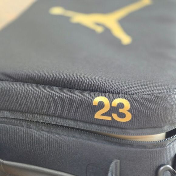 Nike Air Jordan Black Gold Shoe Bag Soft Case Jumpman Zipper Closure Brand New - Picture 9 of 10